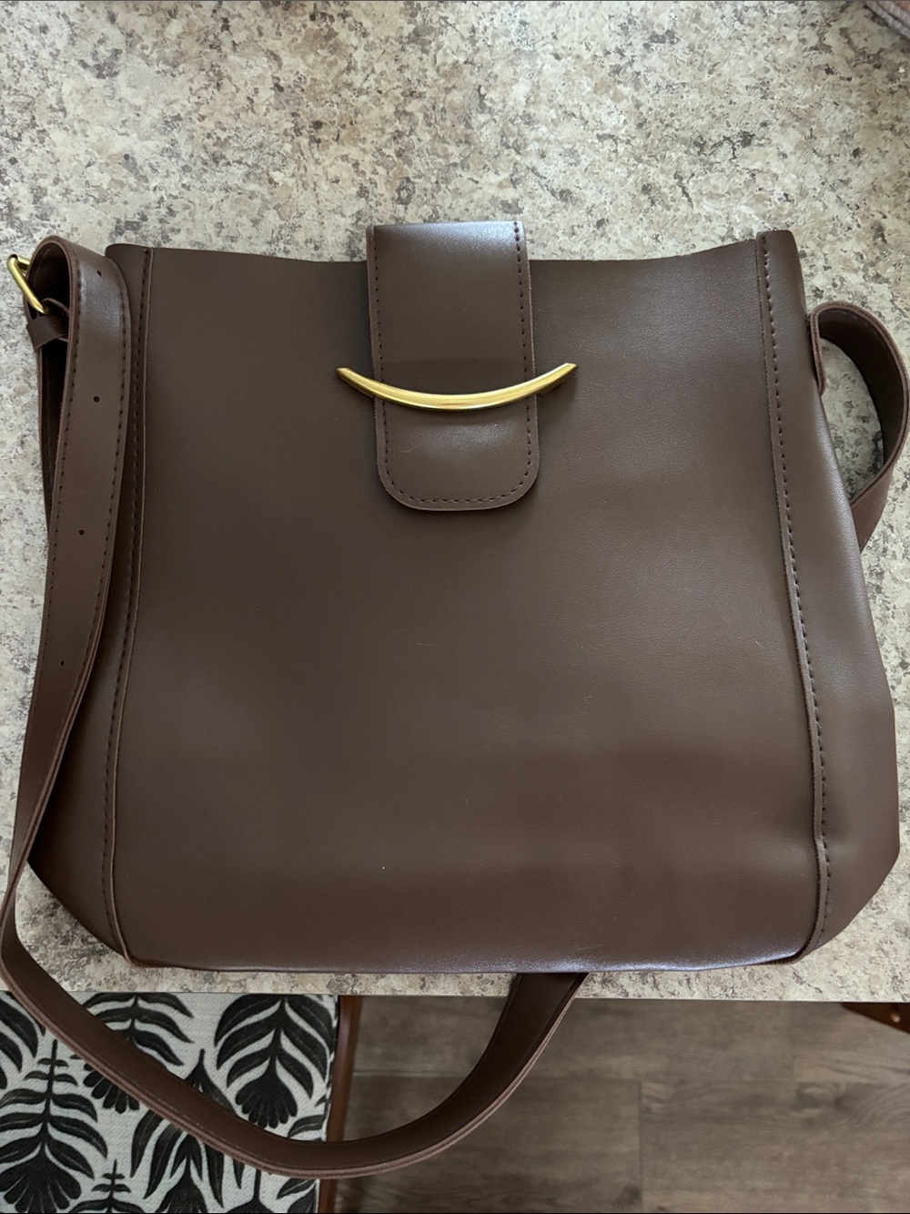 Classic Brown Leather Crossbody Bag with Gold Accent